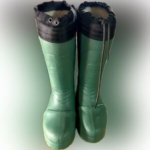 Fubuki tall boots! Size 39 
Great condition